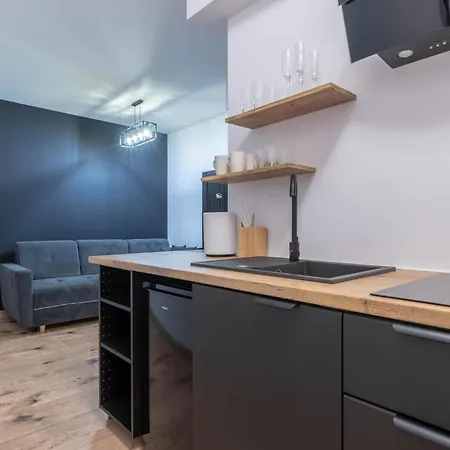 Apartment Posnania Parking Samodzielne Zameldowanie 24h *